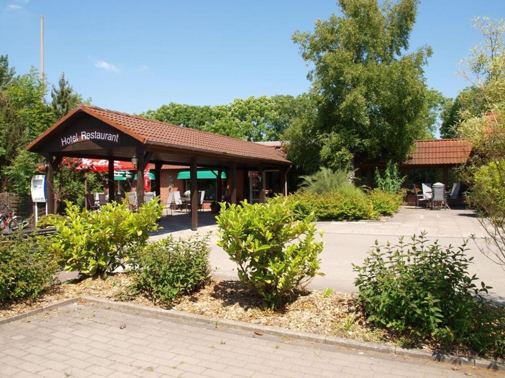 Landhaus Pfahlershof Hotel Karolinenkoog Bagian luar foto